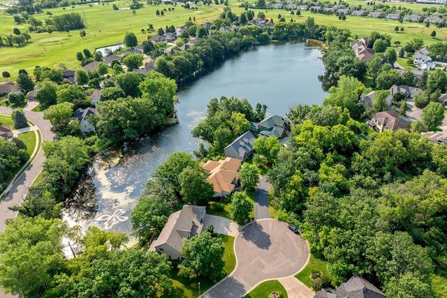 7937 9th Street Court N, Oakdale, MN 55128