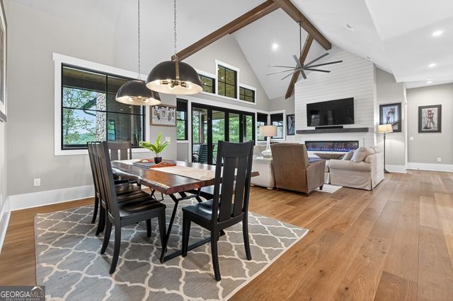 658 Old Toccoa Loop, Mineral Bluff, GA 30559