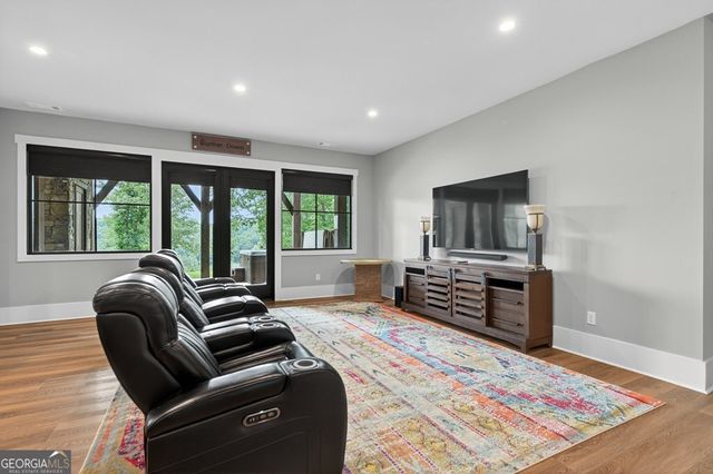 658 Old Toccoa Loop, Mineral Bluff, GA 30559