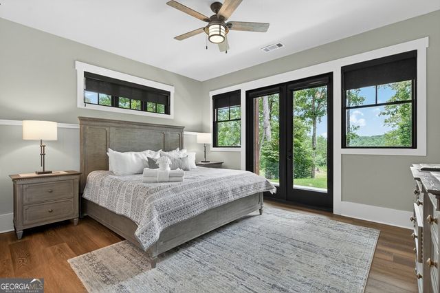 658 Old Toccoa Loop, Mineral Bluff, GA 30559