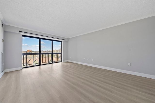 15 North Beacon St. 401, Boston, MA 02135