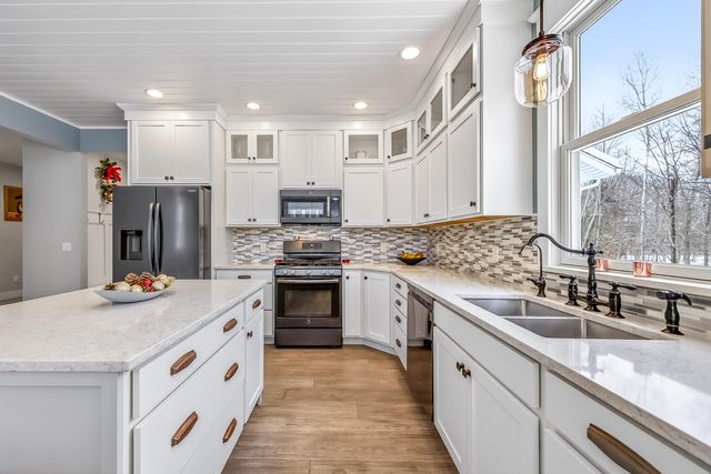 11936 108th Avenue, Grand Haven, MI 49417