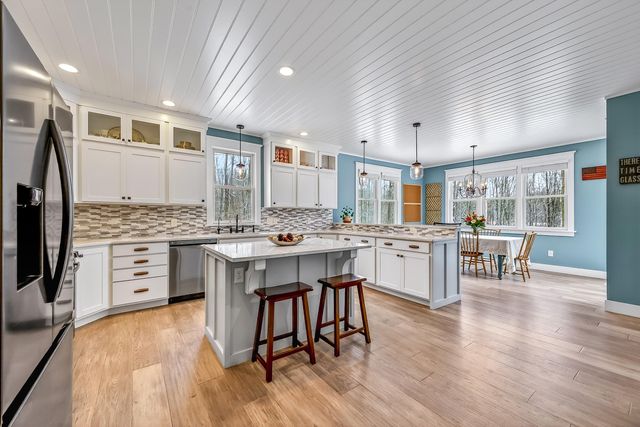 11936 108th Avenue, Grand Haven, MI 49417