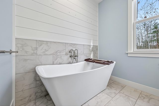 11936 108th Avenue, Grand Haven, MI 49417