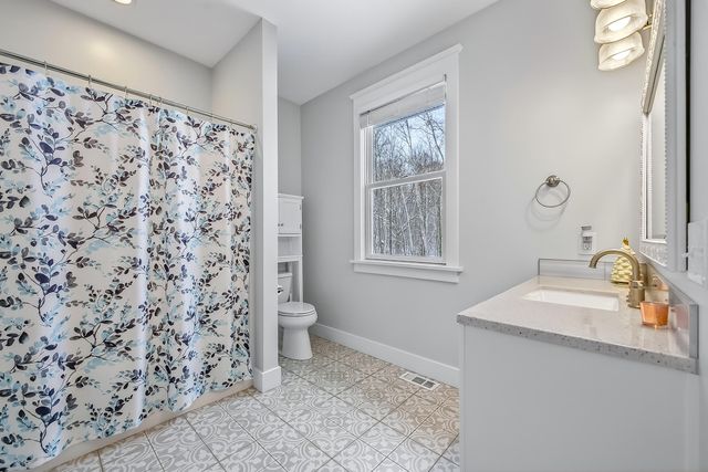 11936 108th Avenue, Grand Haven, MI 49417