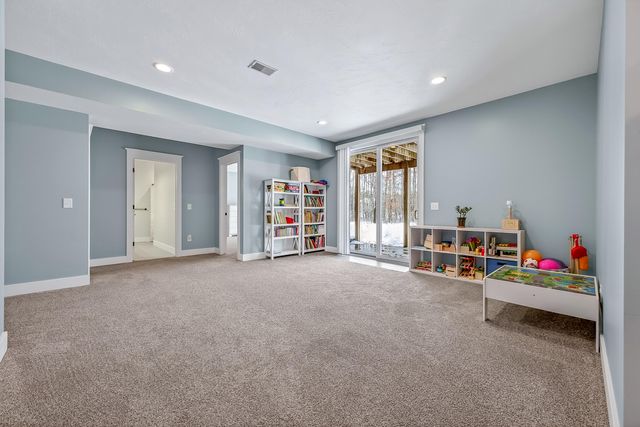 11936 108th Avenue, Grand Haven, MI 49417