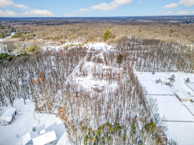 11936 108th Avenue, Grand Haven, MI 49417