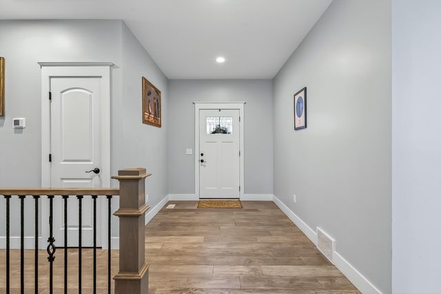 11936 108th Avenue, Grand Haven, MI 49417