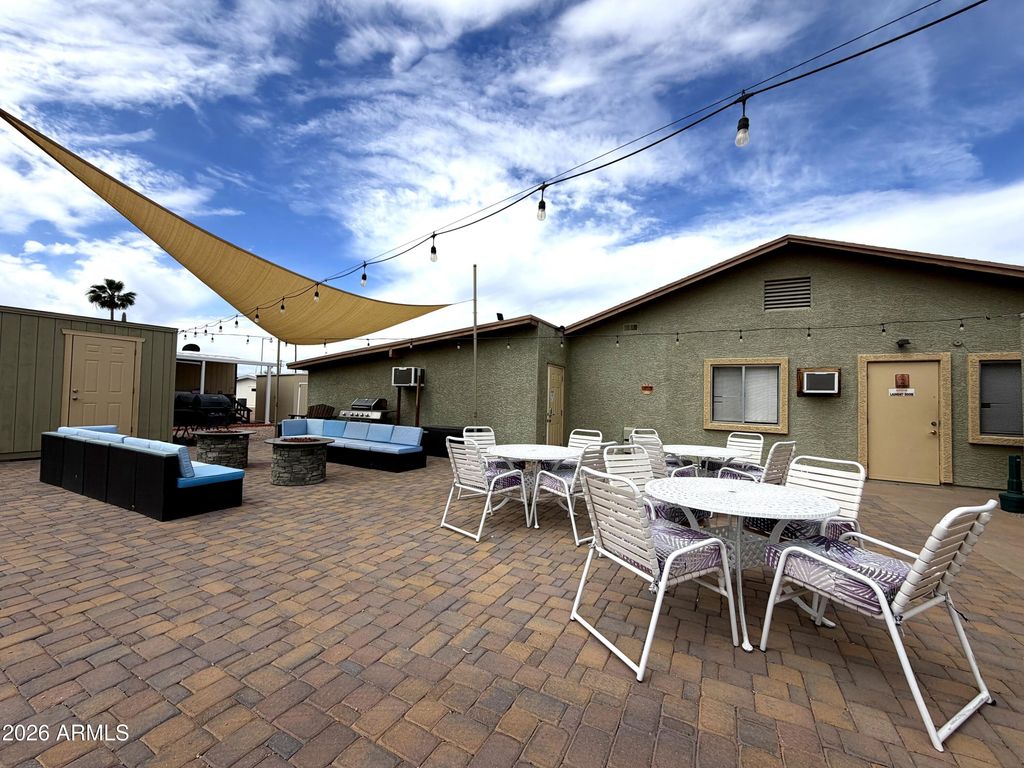 Image 19 of property listing at 351 N MERIDIAN Road 39, Apache Junction, AZ 85120