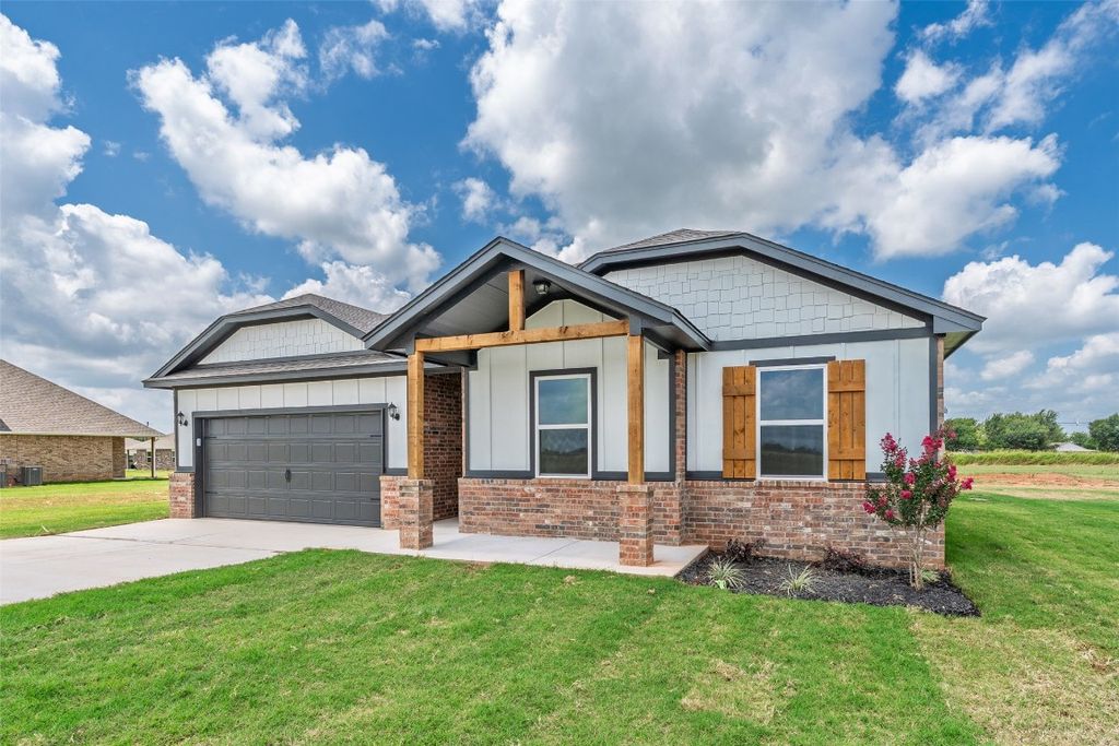 1020 Prairie Drive, Tuttle, OK 73089