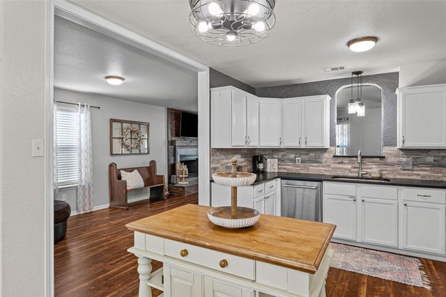 7719 Prairie Creek Lane, Tolar, TX 76476