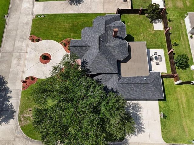 4200 Maidstone Drive, Lake Charles, LA 70605