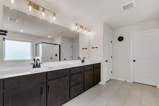722 Palo Brea LOOP, Hutto, TX 78634