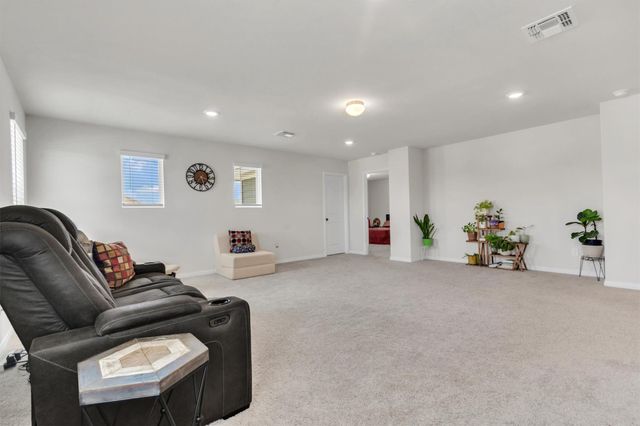 722 Palo Brea LOOP, Hutto, TX 78634