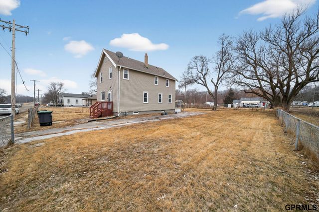 4554 N 16Th Street, Omaha, NE 68110