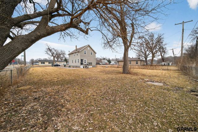 4554 N 16Th Street, Omaha, NE 68110