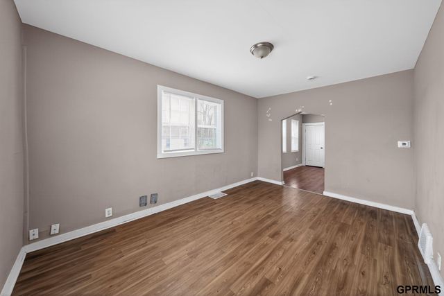 4554 N 16Th Street, Omaha, NE 68110