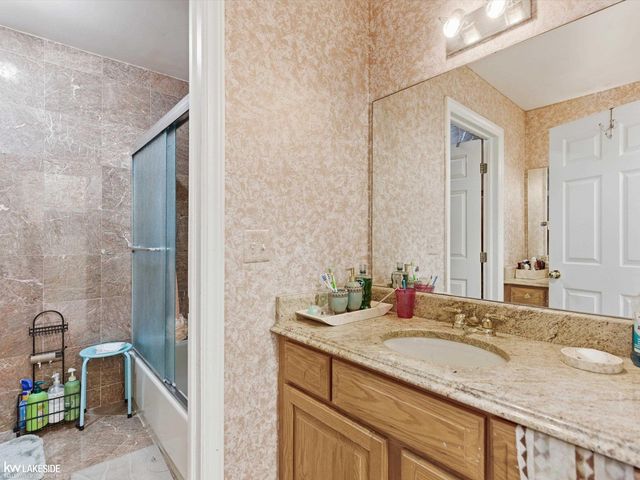 53792 Dominique Court, Shelby Twp, MI 48315