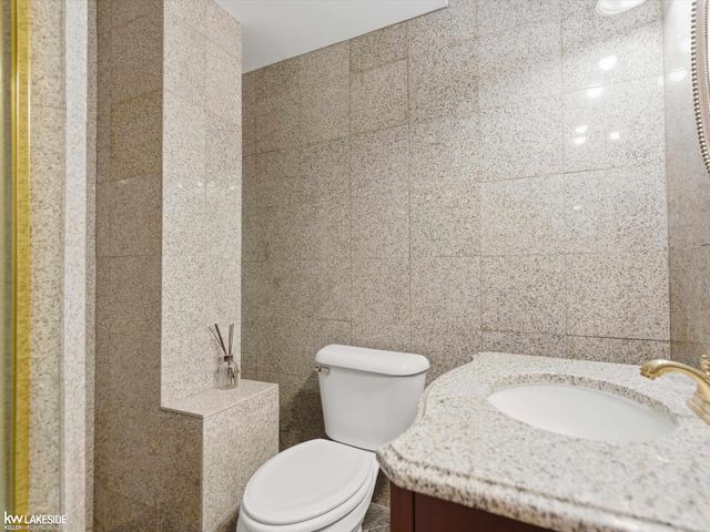 53792 Dominique Court, Shelby Twp, MI 48315