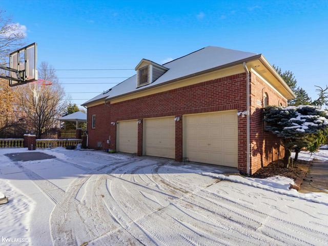 53792 Dominique Court, Shelby Twp, MI 48315