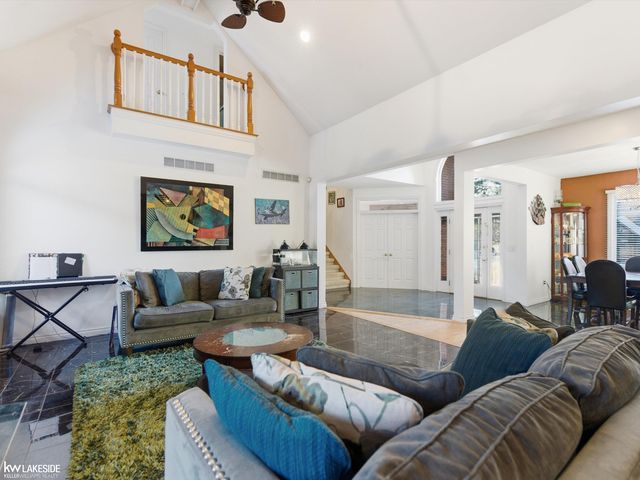 53792 Dominique Court, Shelby Twp, MI 48315