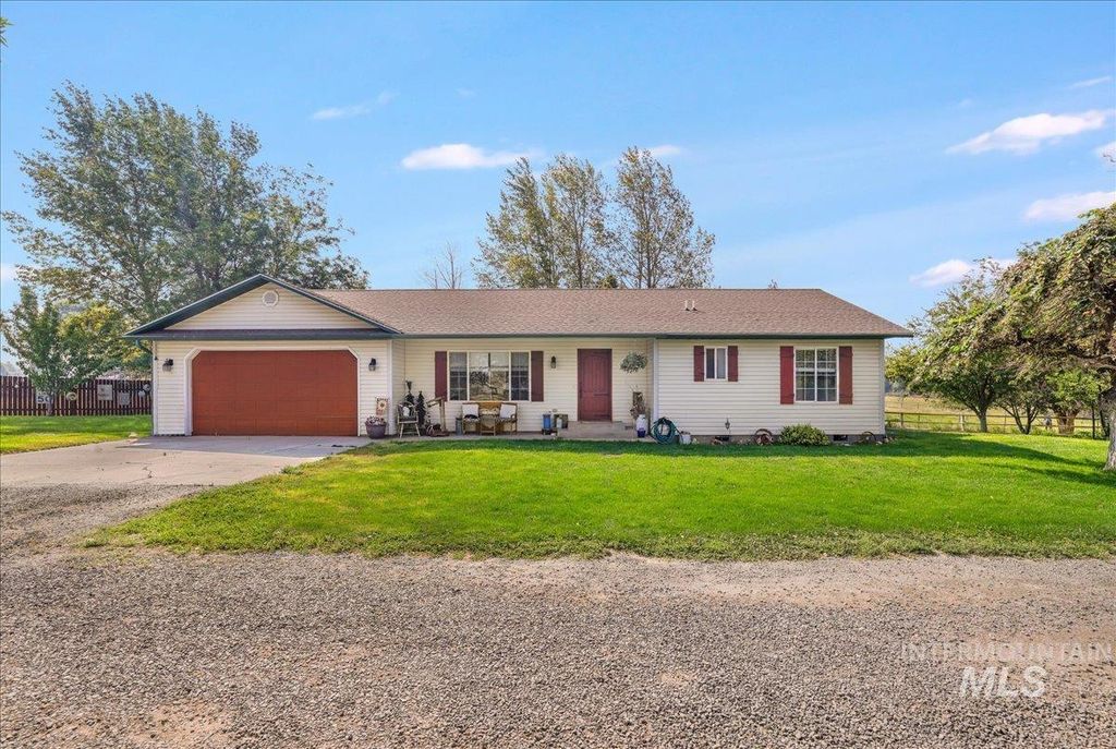 2123 E 3970 N, Filer, ID 83328 photo 1