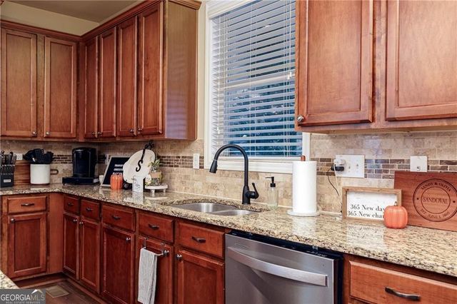 4855 Rockford Ridge Drive, Marietta, GA 30066