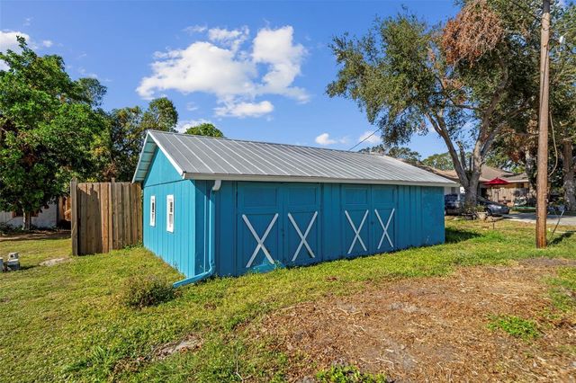 105 TUCKER AVENUE, Sarasota, FL 34232