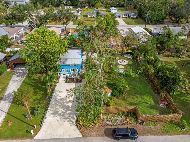 105 TUCKER AVENUE, Sarasota, FL 34232