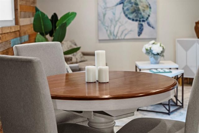 105 TUCKER AVENUE, Sarasota, FL 34232