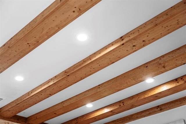 105 TUCKER AVENUE, Sarasota, FL 34232