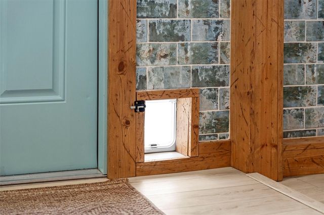 105 TUCKER AVENUE, Sarasota, FL 34232