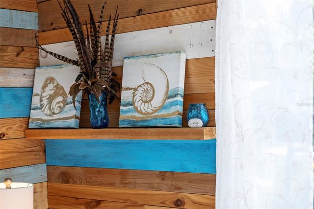 105 TUCKER AVENUE, Sarasota, FL 34232