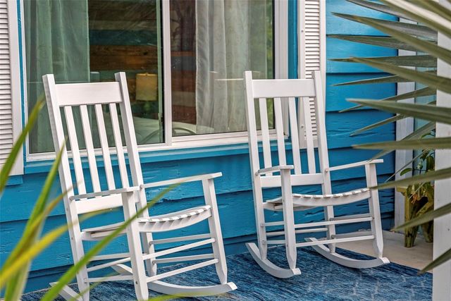 105 TUCKER AVENUE, Sarasota, FL 34232