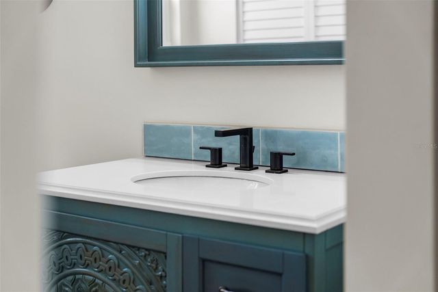 105 TUCKER AVENUE, Sarasota, FL 34232