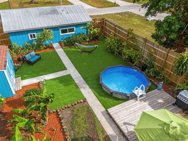 105 TUCKER AVENUE, Sarasota, FL 34232