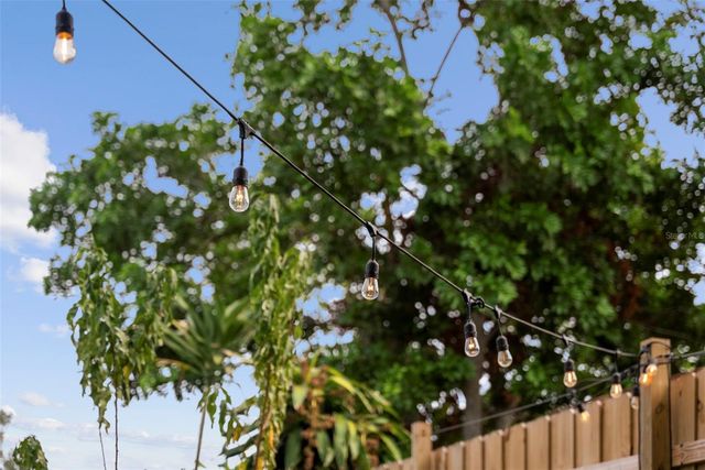 105 TUCKER AVENUE, Sarasota, FL 34232