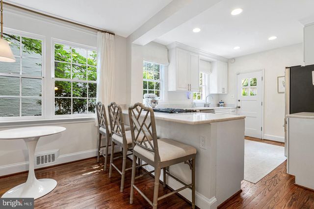 4607 KENMORE DR NW, Washington, DC 20007