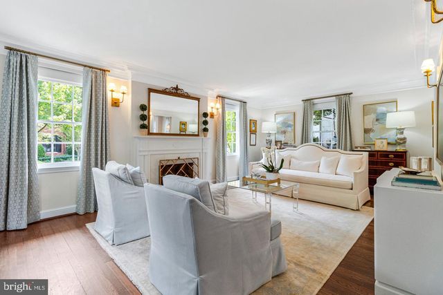 4607 KENMORE DR NW, Washington, DC 20007