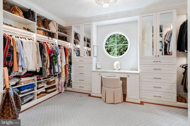 4607 KENMORE DR NW, Washington, DC 20007