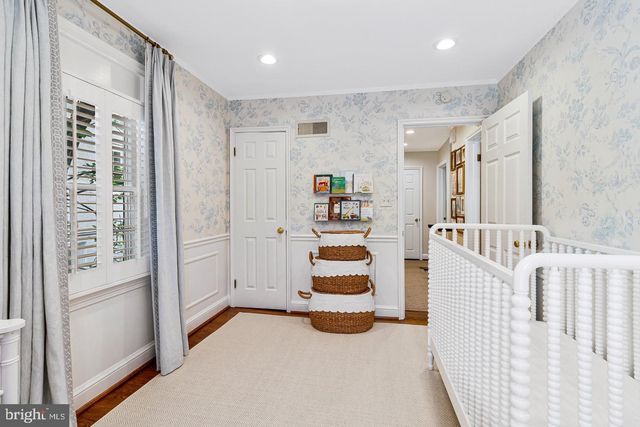4607 KENMORE DR NW, Washington, DC 20007