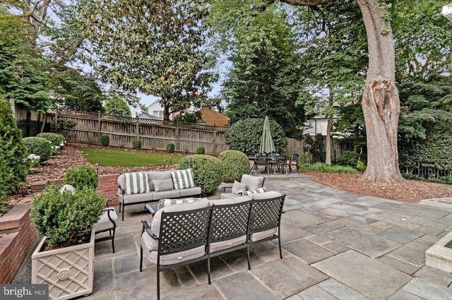 4607 KENMORE DR NW, Washington, DC 20007