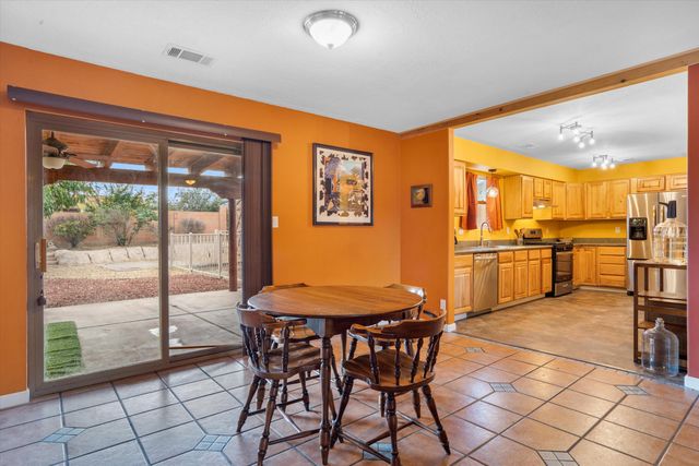 211 Littler Drive SE, Rio Rancho, NM 87124