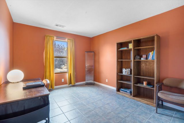 211 Littler Drive SE, Rio Rancho, NM 87124