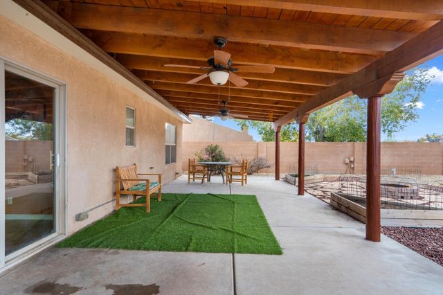 211 Littler Drive SE, Rio Rancho, NM 87124