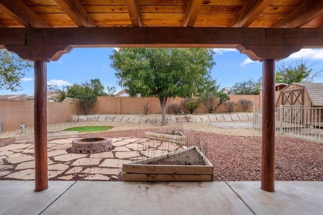 211 Littler Drive SE, Rio Rancho, NM 87124