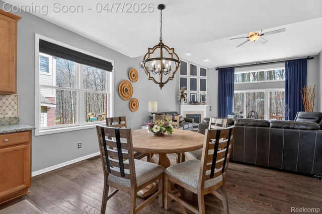 41625 Steinbeck Glen, Novi, MI 48377