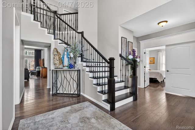 41625 Steinbeck Glen, Novi, MI 48377