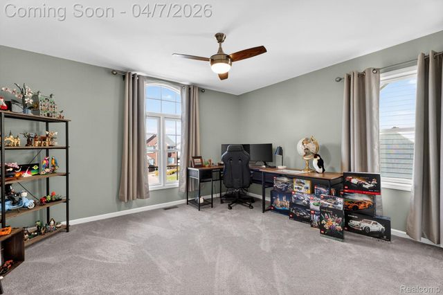 41625 Steinbeck Glen, Novi, MI 48377