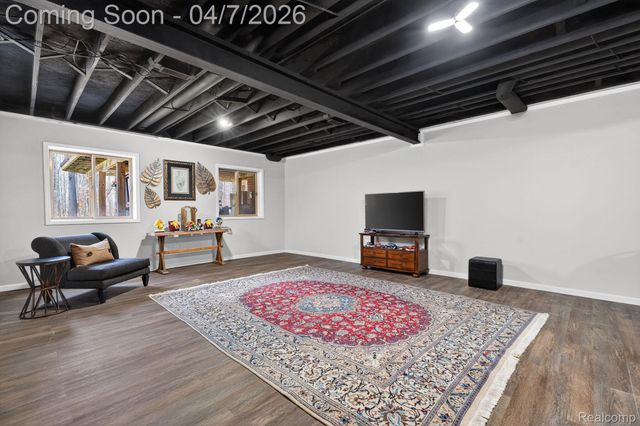 41625 Steinbeck Glen, Novi, MI 48377